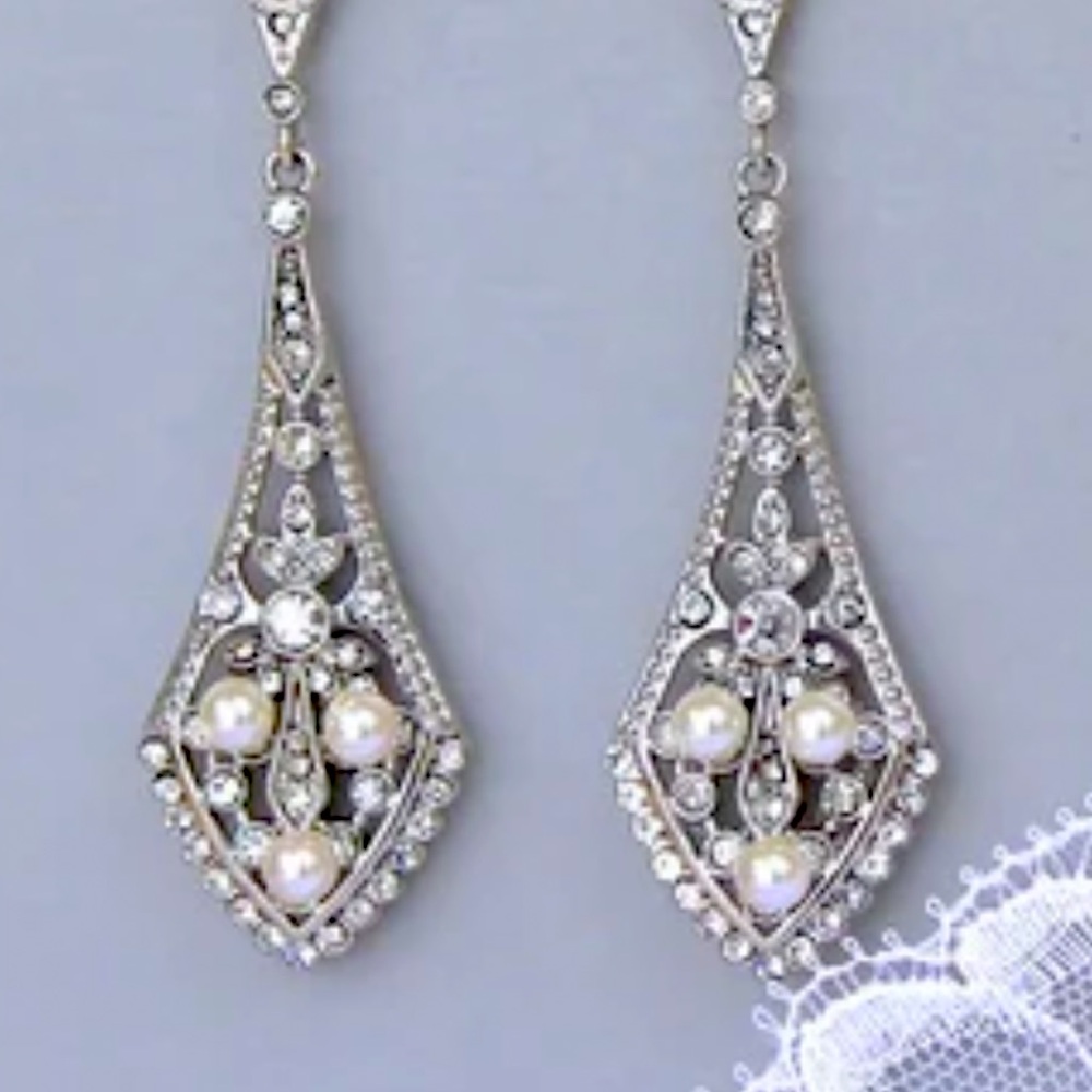 Art deco bridal earrings custom made on Etsy.